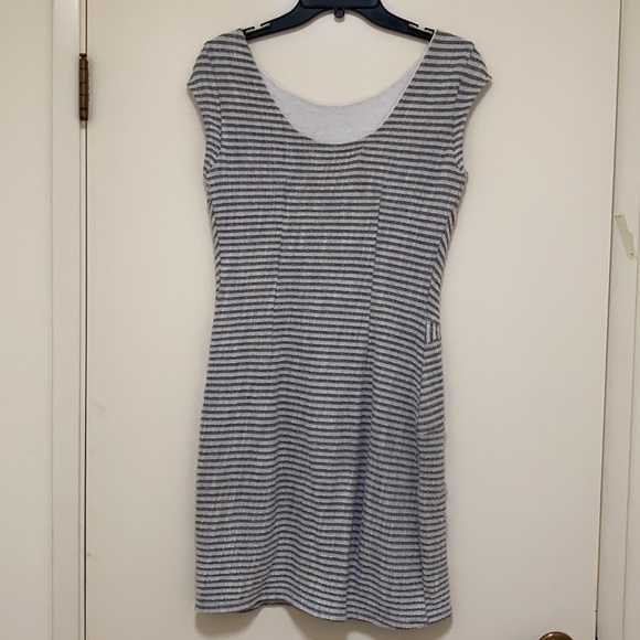 Desigual shift dress with floral embroidery S - Picture 5 of 6